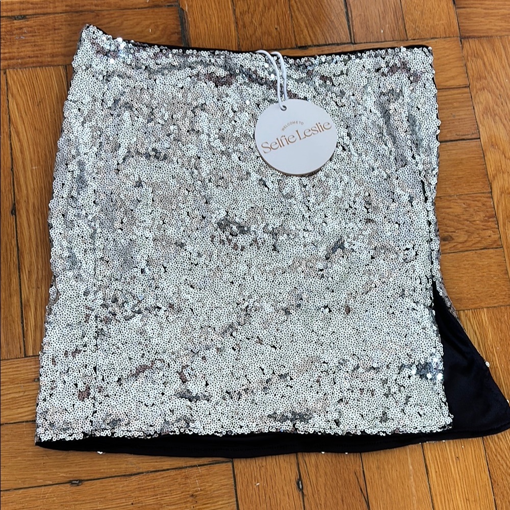 Selfie Leslie Silver Sequin Mini Skirt